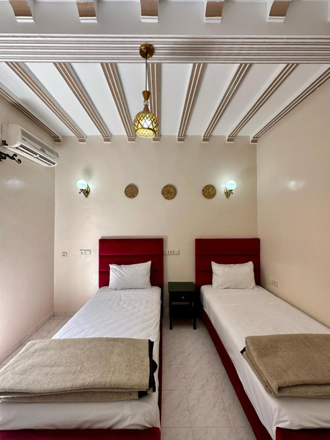 Hotel Zaghro Tajda Exterior photo