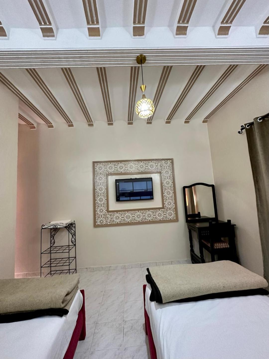 Hotel Zaghro Tajda Exterior photo